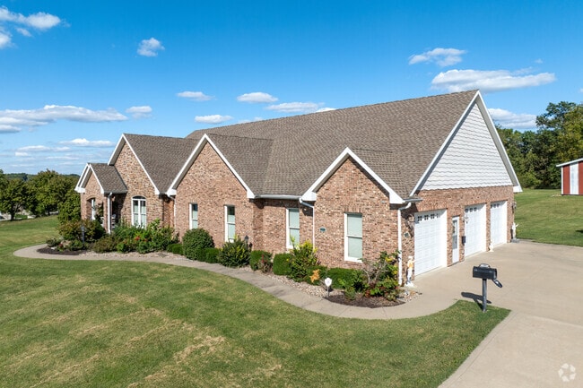 It is common to find multi-car garages in King's Meadow.