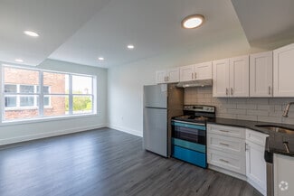 640 W Willis St, Detroit, MI 48201