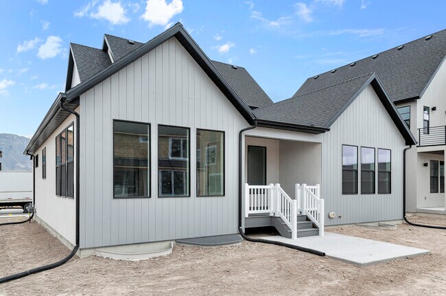 9869 N Willowbank Dr unit 38834524, Highland, UT 84003 - photo 5