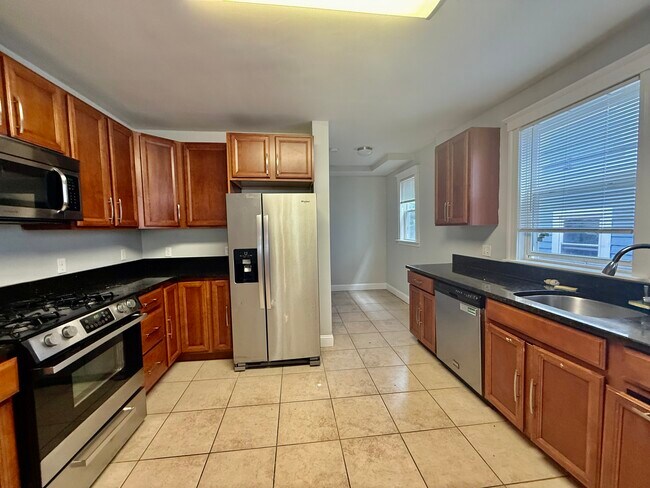 222 Calumet St unit 1, Roxbury Crossing, MA 02120 - photo 2
