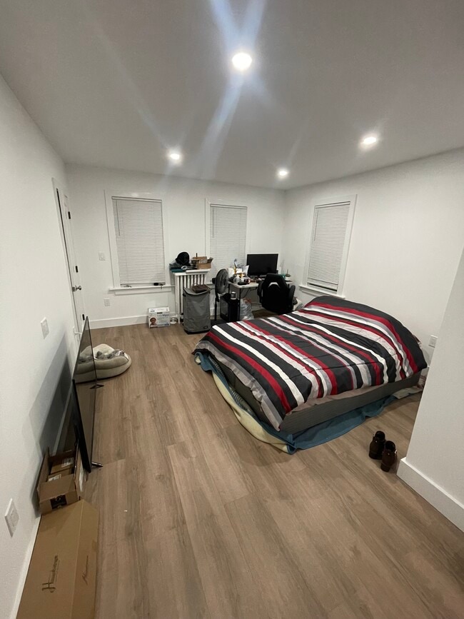 13 Division St W, Greenwich, CT 06830 - photo 4