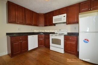 10 Leverett St Unit 2, Brookline, MA 02445