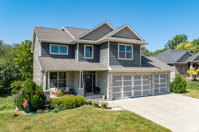 Much of Bluffwood features contemporary traditional style homes.