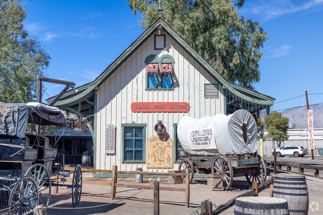 Pinnacle Peak Steakhouse opened its doors in 1962 and is still going strong today.