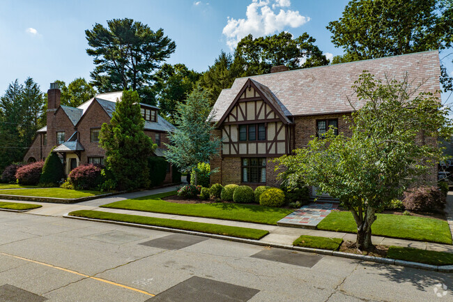 Large single-family homes are available in Blackstone.