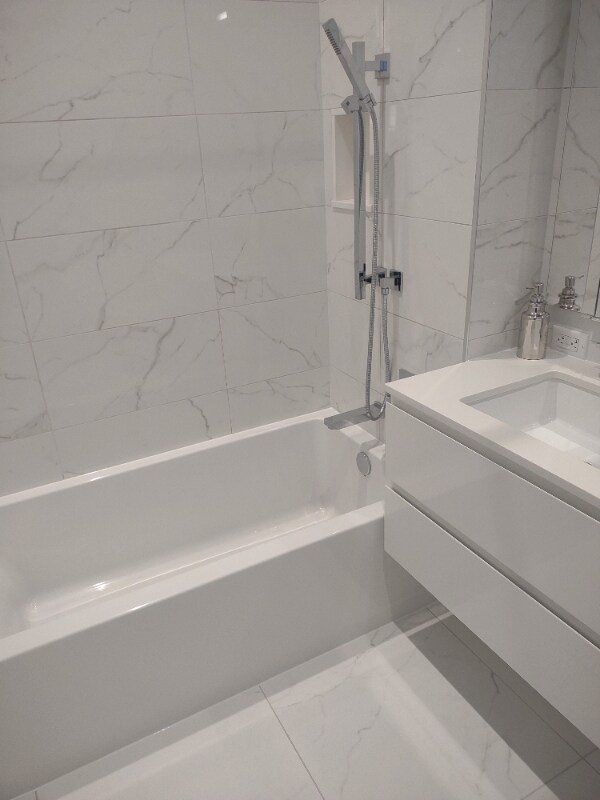 E 44th St 3rd Ave unit 23, New York, NY 10017 - photo 6