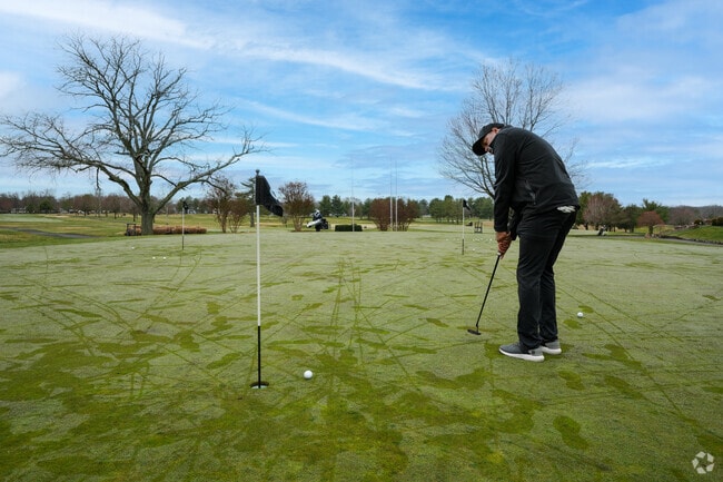 Located near Bull Run East, Chantilly National Golf & Country Club features an 18 hole course.