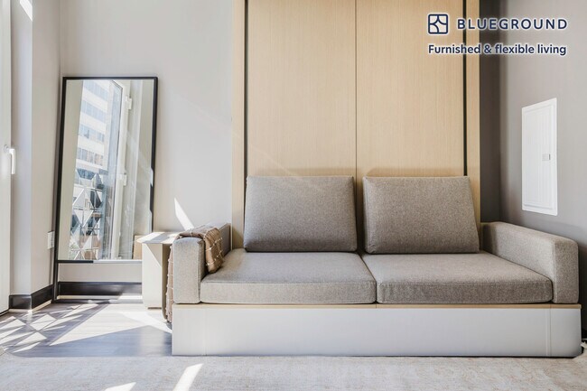 1313 L St NW unit FL3-ID940, Washington, DC 20005 - photo 2