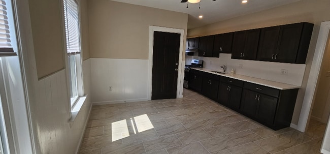 70 Weston St unit 70 weston st, Brockton, MA 02301 - photo 3