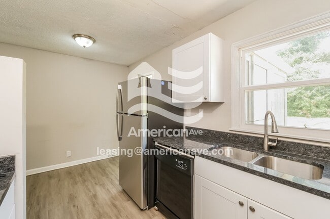 904 E 84th Terrace, Kansas City, MO 64131 - photo 7
