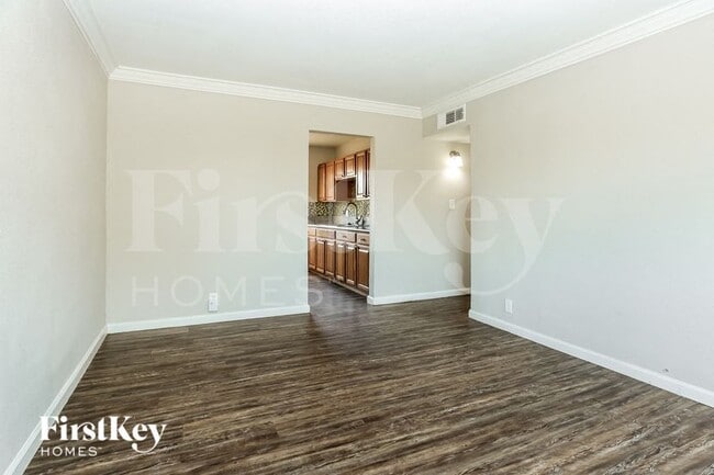 1904 Carver Ave, North Las Vegas, NV 89032 - photo 4