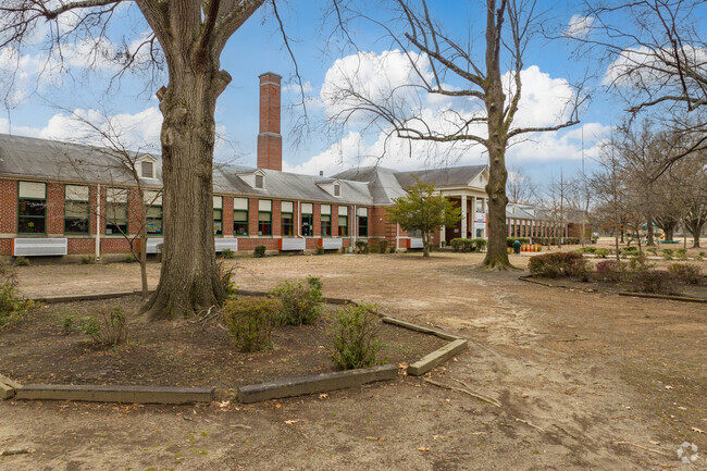 Berclair Elementary has a studnet-teacher ratio of 15-1.