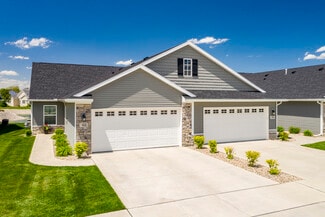 319 Meridian Dr, Perrysburg, OH 43551