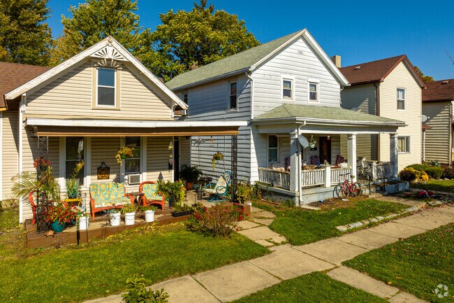 Home owners in Downtown Fort Wayne are within walking distance to all that the city offers.