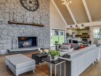 936 4 Mile Rd NW, Grand Rapids, MI 49544