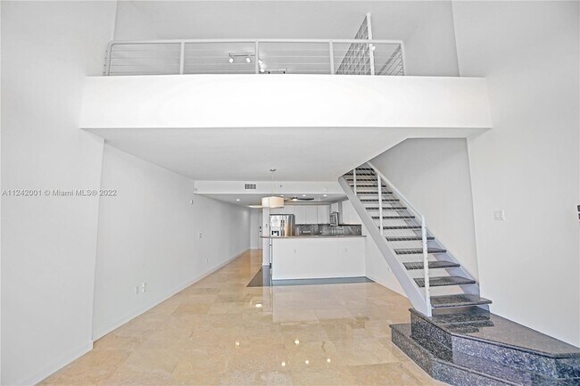 2000 Bay Dr unit 402, Miami Beach, FL 33141 - photo 5
