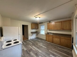 478 Windham Rd Unit 478 Windham rd, Willimantic, CT 06226