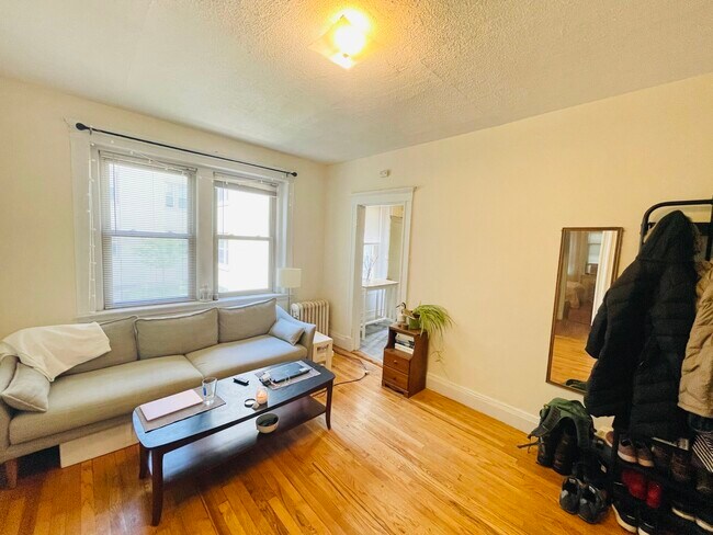 120 Brainerd Rd unit 14, Allston, MA 02134 - photo 2