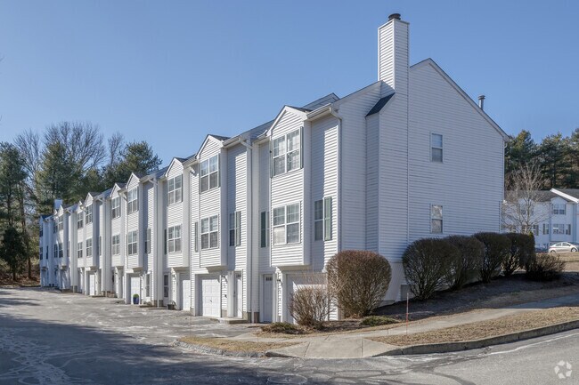 Conning Towers-Nautilus Park has several condominium developments that offer low-maintenance living.