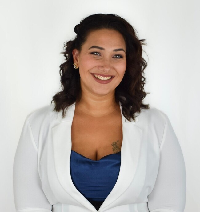 Tia Mccloskey