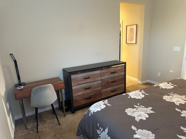 11257 Rainbow Peak Ave unit 201, Las Vegas, NV 89135 - photo 6