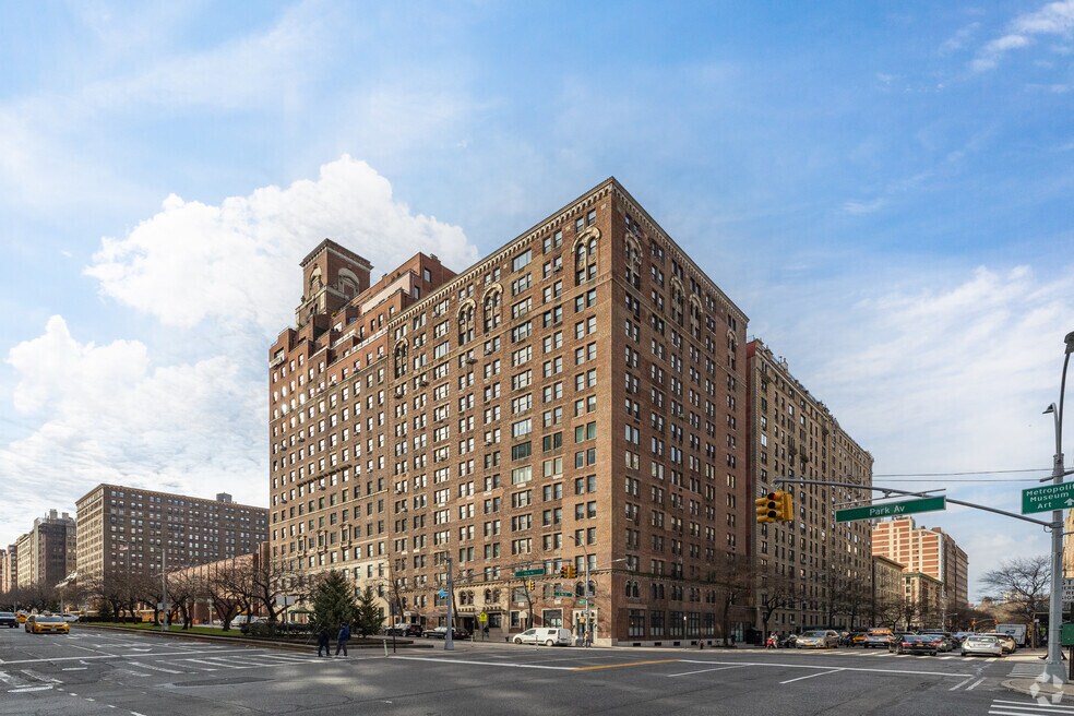 ニューヨーク About 327 Central Park W, New York NY | HOAs, Reviews