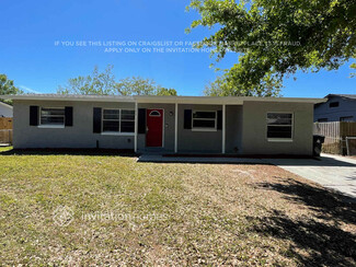 5392 Lily St, Orlando, FL 32811