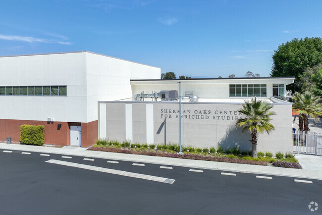 Sherman Oaks Center for Enriched Studies is Located in central Tarzana, CA.