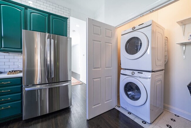 2113 W Grand Ave unit ID1360123P, Chicago, IL 60612 - photo 7