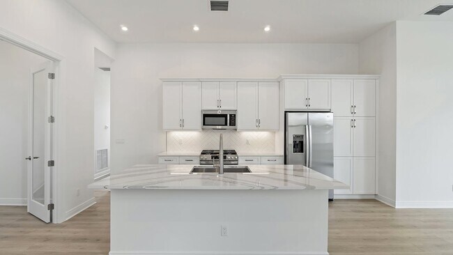 308 SE Via Sangro, Port St. Lucie, FL 34952 - photo 5