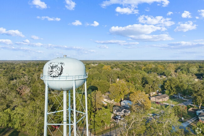 The tower was built in 1935 and is painted white with a large blue bulldog painted on the side.