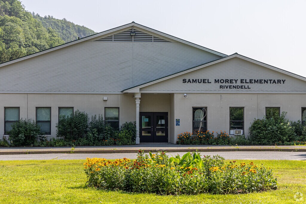 Students in Fairlee attend Samuel Morey Elementary School.