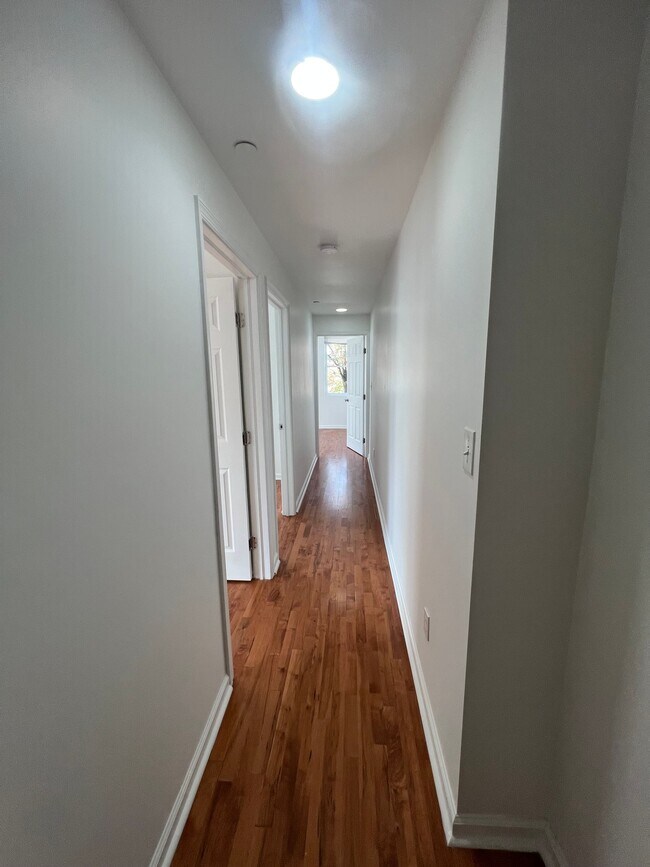 601 N 39th St unit 2, Philadelphia, PA 19104 - photo 6