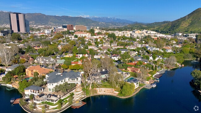 NH_Studio City_502328_032824_P2_LB_V2