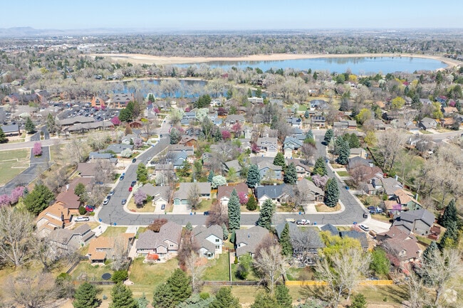 The Landings is a great neighborhood with much to offer, and a wonderful place to call home.