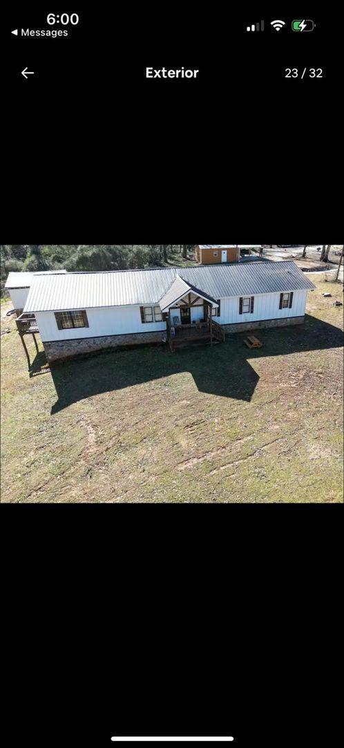 1060 Stephen St, Greensboro, GA 30642