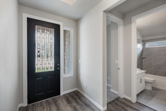 1728 Seekat Dr unit 36447205, Canyon Lake, TX 78132 - photo 6