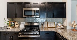 5385 Peachtree Dunwoody Rd, Atlanta, GA 30342