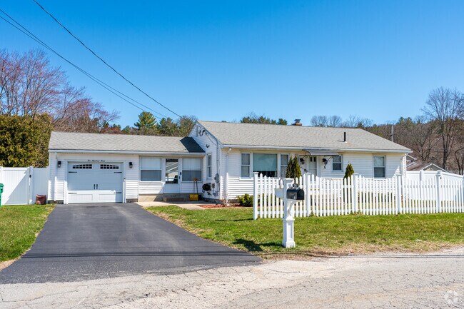 Ranch-style homes can be found in Northbridge for those looking at the lower price point.