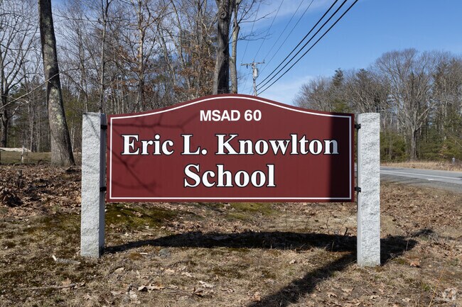 Afterwards, students can attend Eric L. Knowlton School for grades 4 and 5.