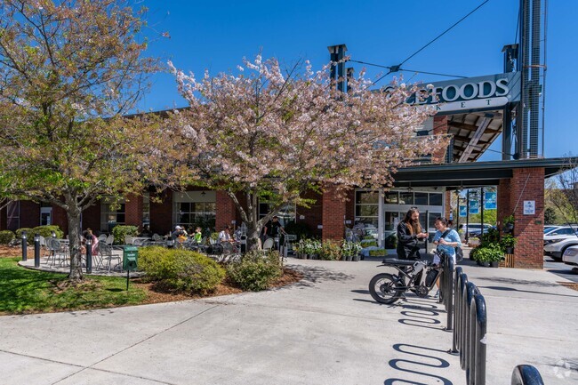 Northshore's Whole Foods has a beautiful patio green space for dining and hanging out.