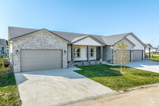 187-268 S Zinnia Ct, West Des Moines, IA 50266