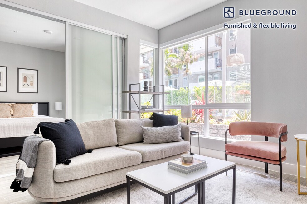 230 W 3rd St unit FL3-ID737, Long Beach, CA 90802 - photo 1