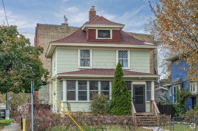 Enclosed front porches are a common home feature in Phillips West.