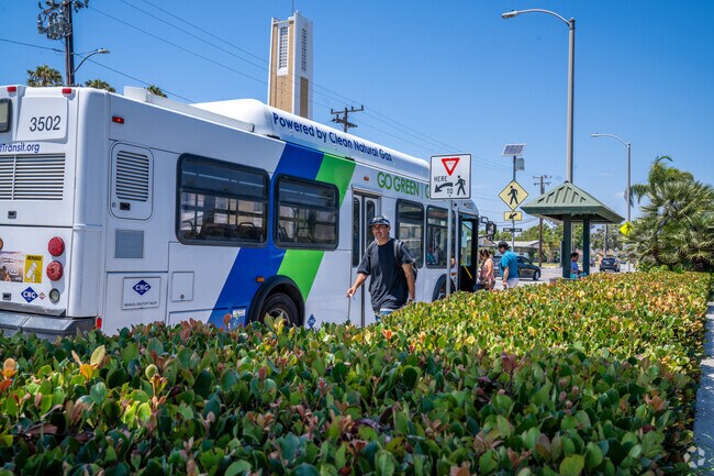 Public transit can be found throughout the Redwood area.