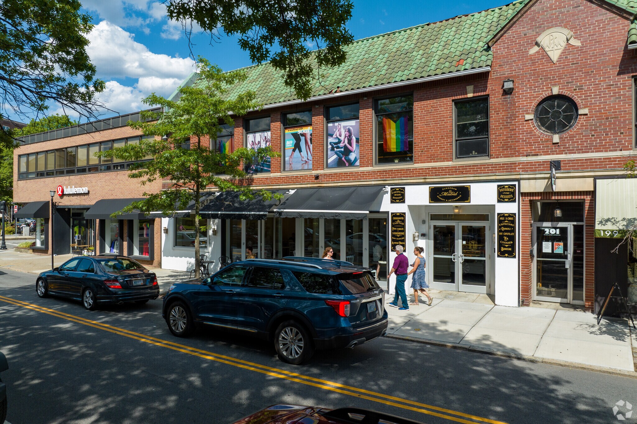 Wayland residents have easy access to many retail and dining options.