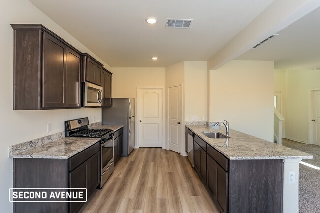 9624 Sierra Grande Dr, Fort Worth, TX 76140 - photo 3