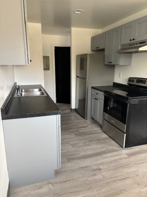 595 Wagner Dr unit 19, Battle Creek, MI 49017 - photo 1