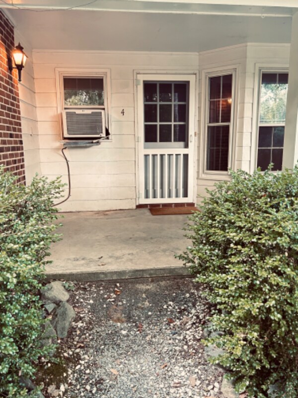739 Homeplace Dr unit 739 Homeplace Drive,, Chapel Hill, NC 27517 - photo 2