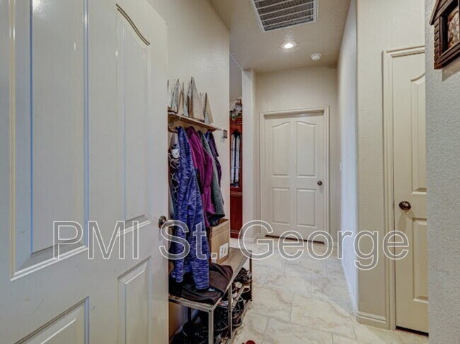 621 Rolling Hills Dr, Saint George, UT 84770 - photo 7